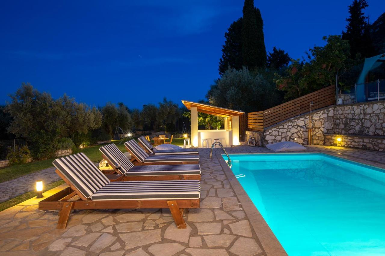 Villa Artemis 尼基亚娜 外观 照片